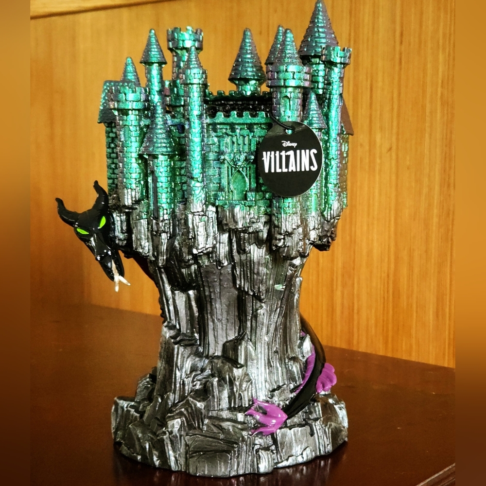 Bath & Body Works Maleficent Dragon Castle Disney Villains 3 Wick Candle Holder
